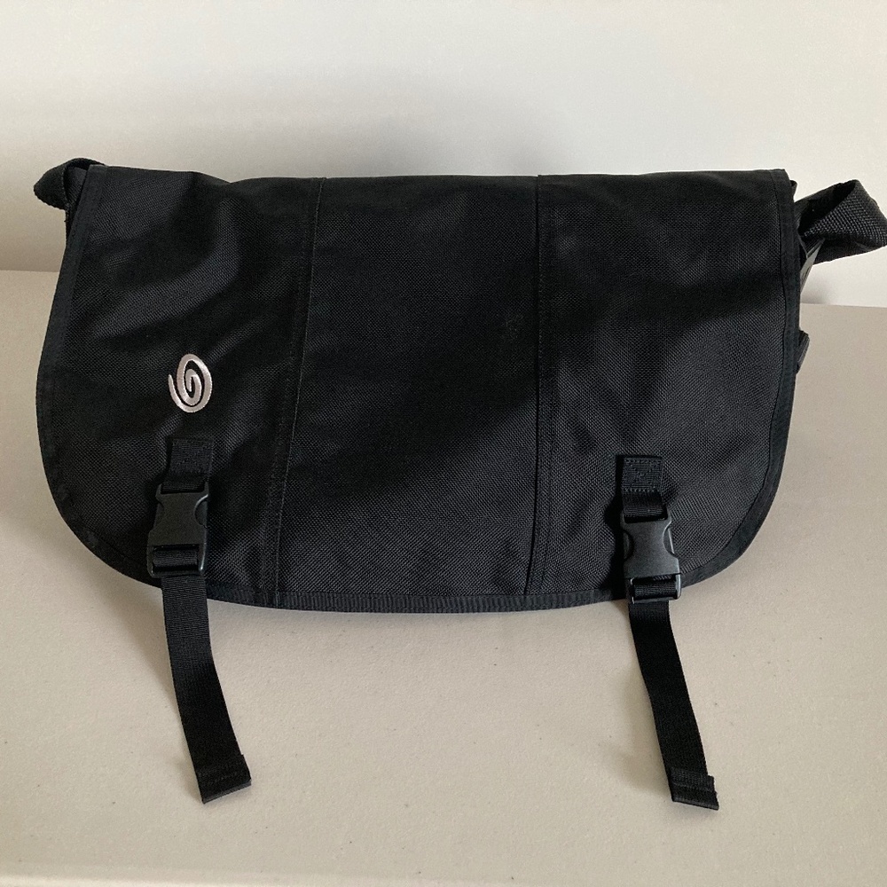 Timbuk2 Classic Messenger Bag Black Size M